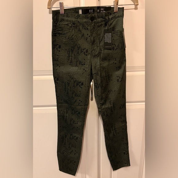 NWT Kut from the Kloth Olive Snake Print Jeans Sz 0 - Picture 3 of 5